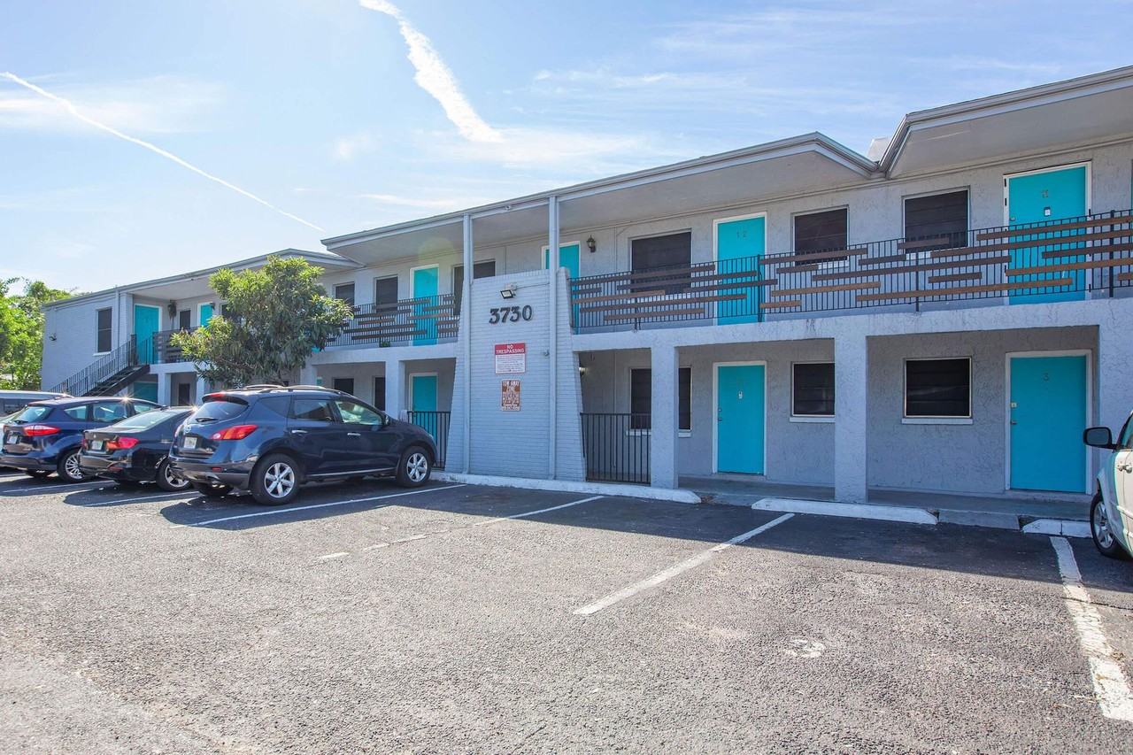 Oasis at Ballast Point - Photo 6 of 29