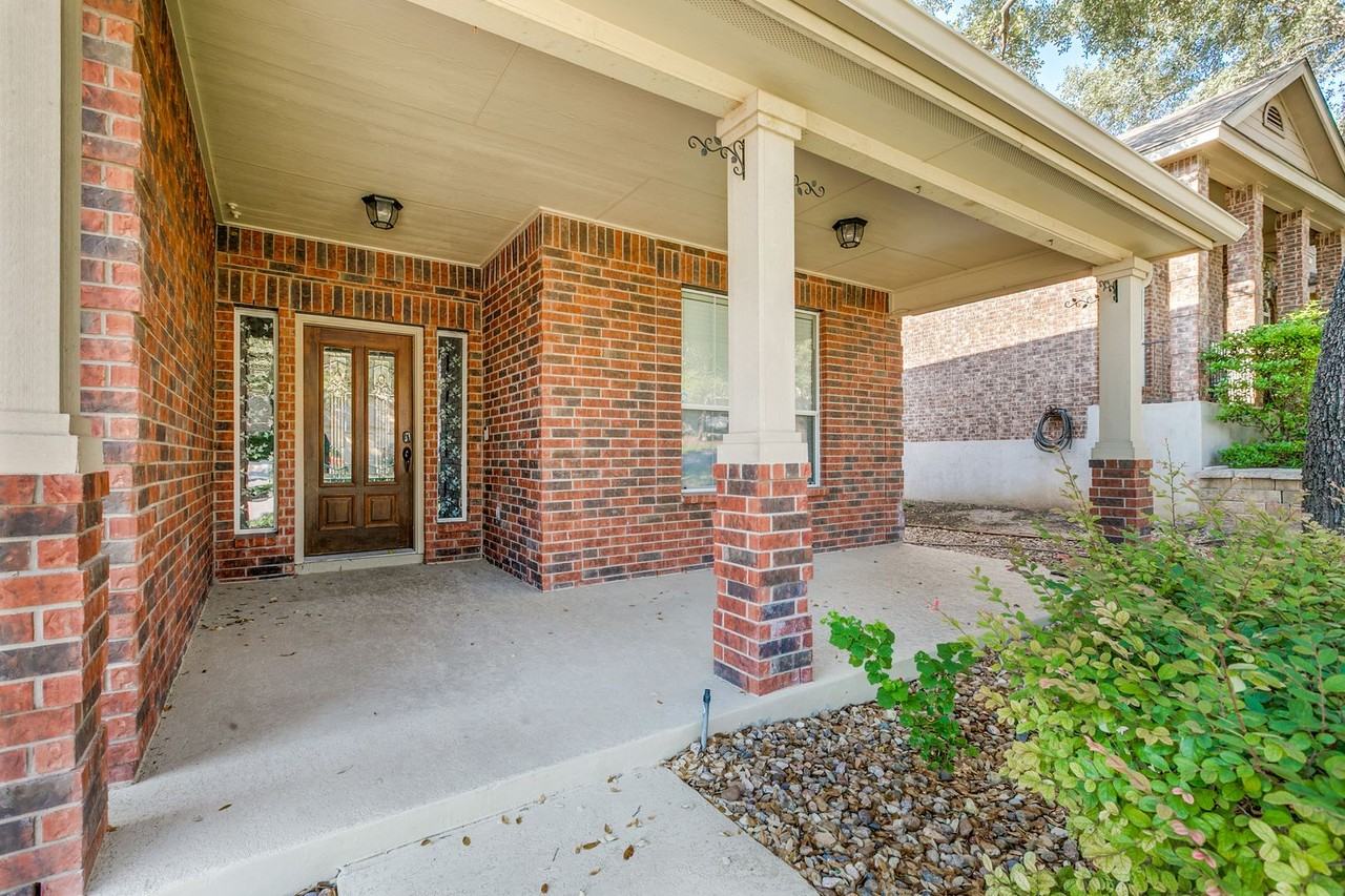 12326 Corsicana Ml - Photo 3 of 36