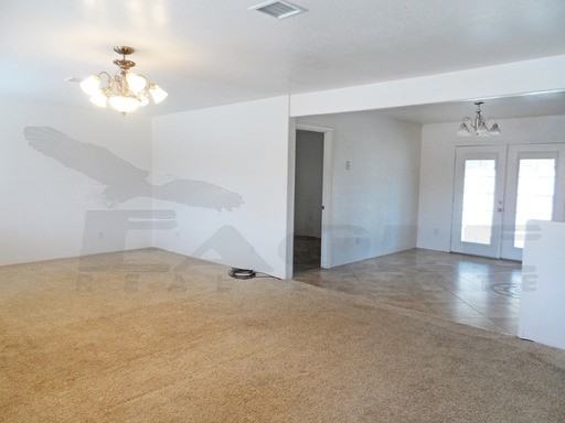 400 Parkland Dr - Photo 2 of 13