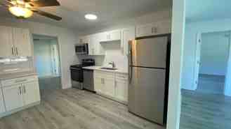 4520 68th St W #C - Photo 1 of 1