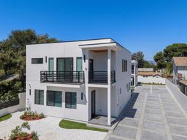 featured image of 15209 Cohasset St