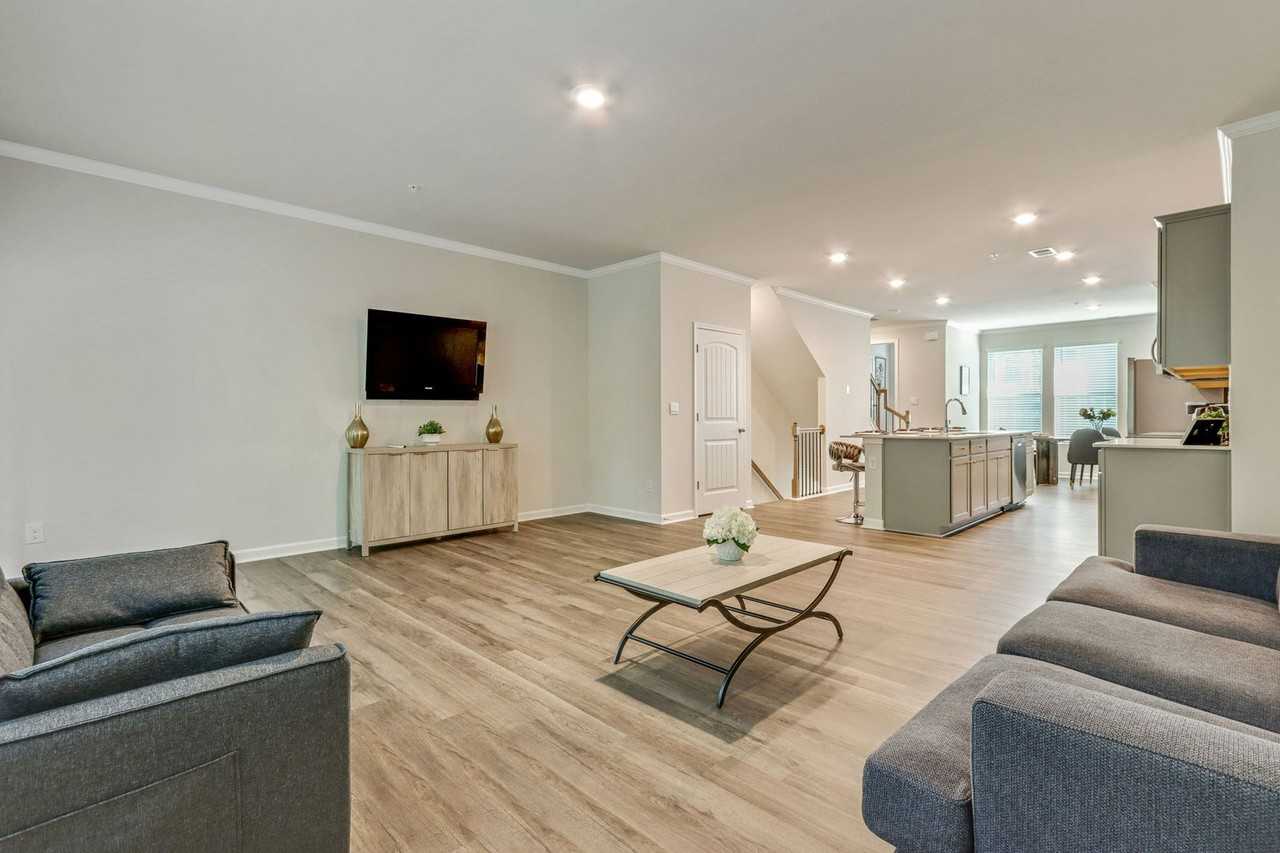 107 Chestnut Trce - Photo 5 of 16