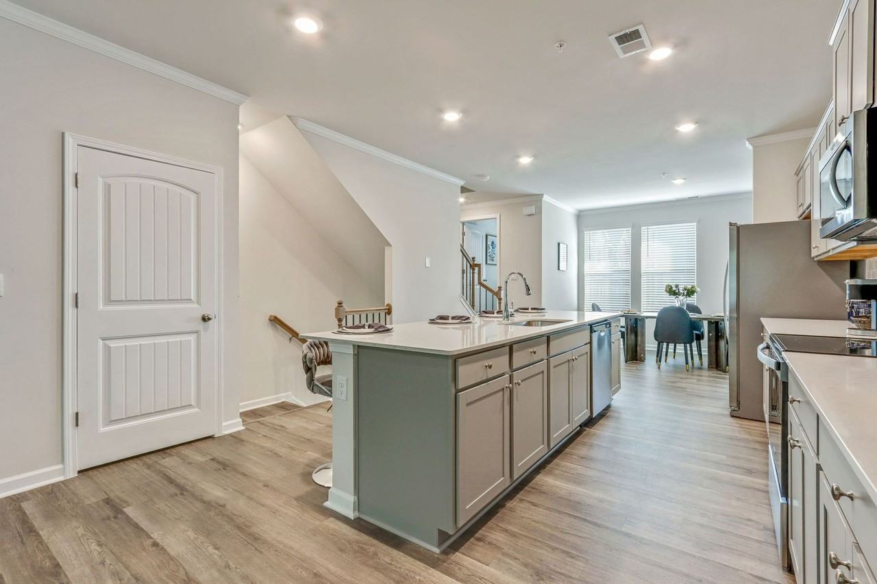 107 Chestnut Trce - Photo 7 of 16