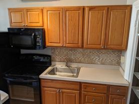 1017 Green St - Photo 1 of 1