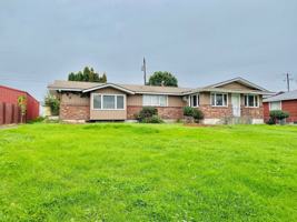 featured image of 2011 W Grace Ave