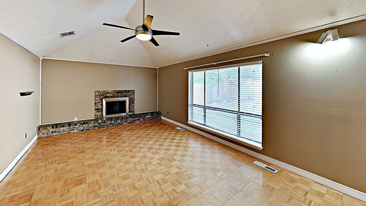 9816 Lancet Lane - Photo 4 of 15