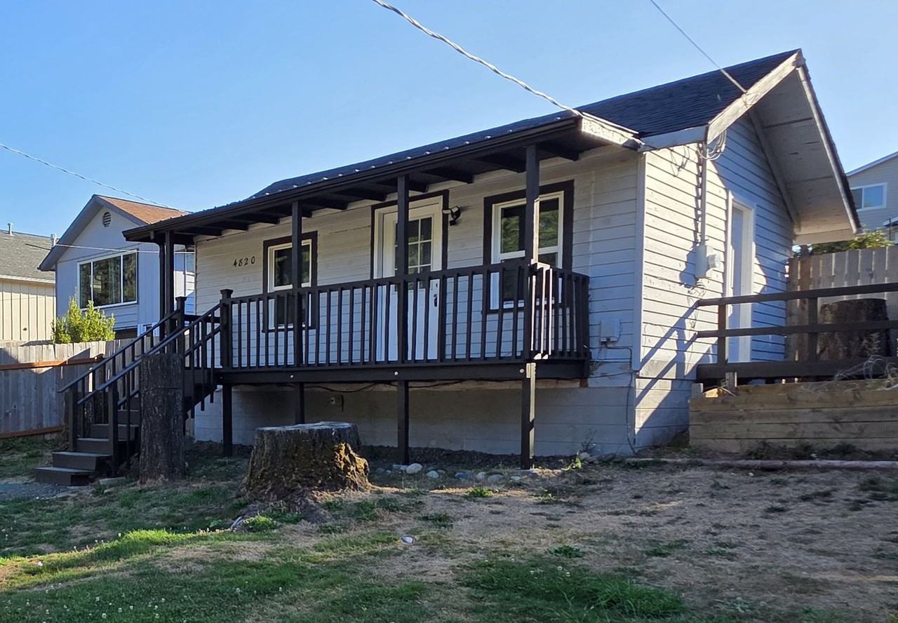 4820 Peters Rd - Photo 2 of 10