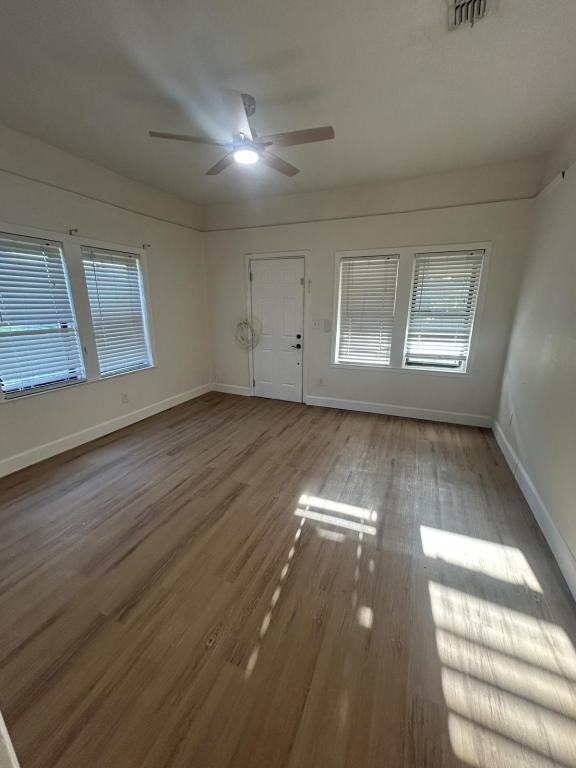 1031 Neville Ave - Photo 6 of 18