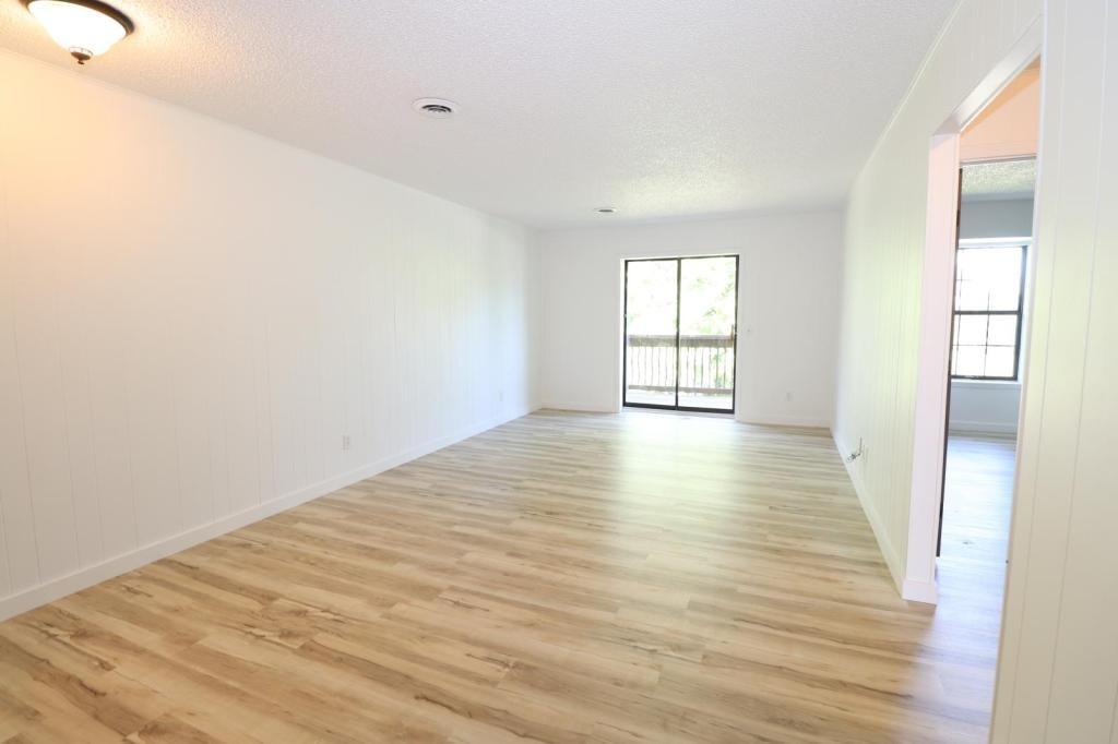 122 Fairway Ave - Photo 3 of 16