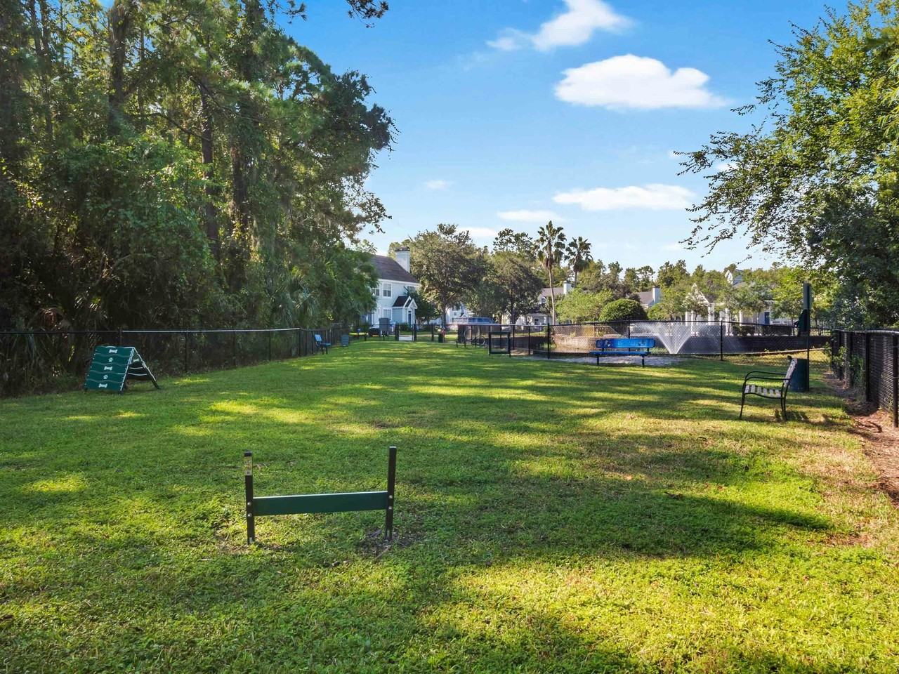 Knightsbridge at Stoneybrook - Photo 5 of 51