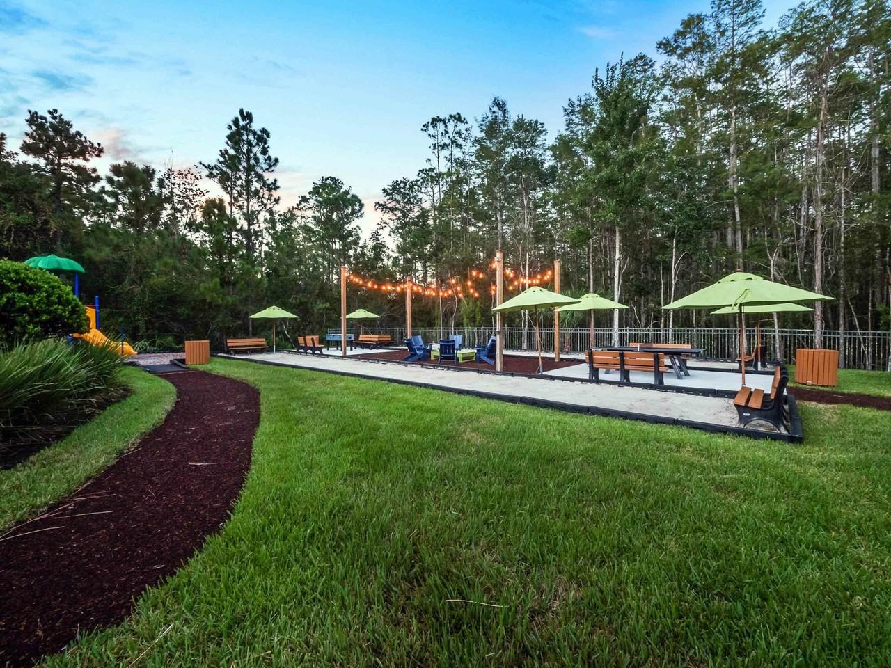 Knightsbridge at Stoneybrook - Photo 6 of 51