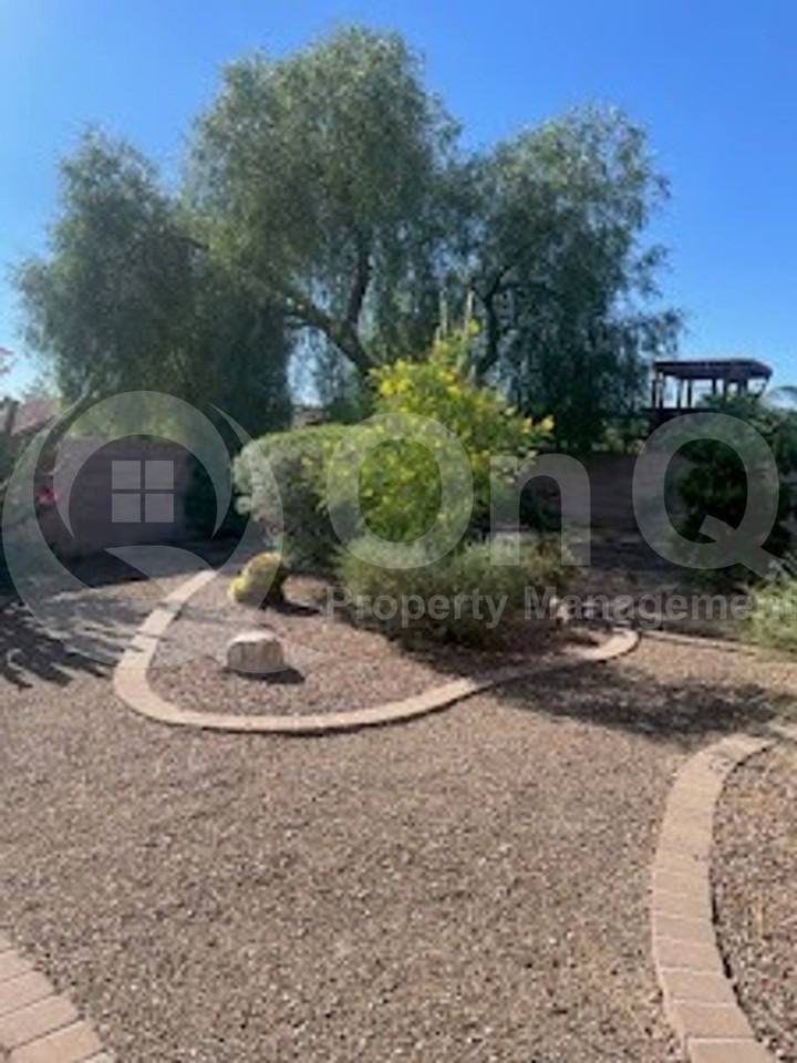 12905 North Mesozoic Drive - Photo 3 of 10