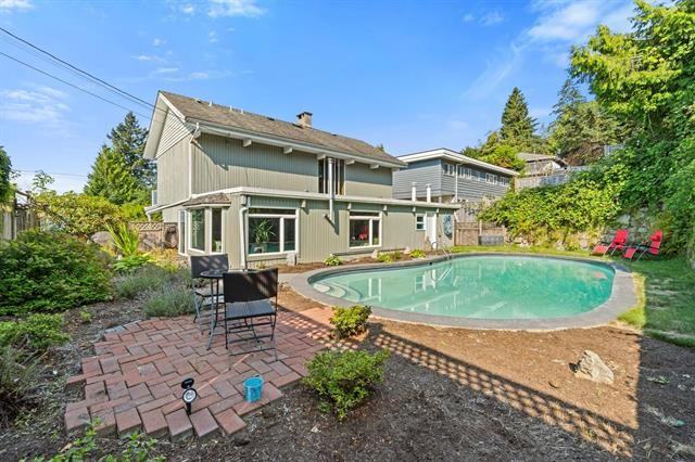 442 Monteray Avenue - Photo 2 of 21