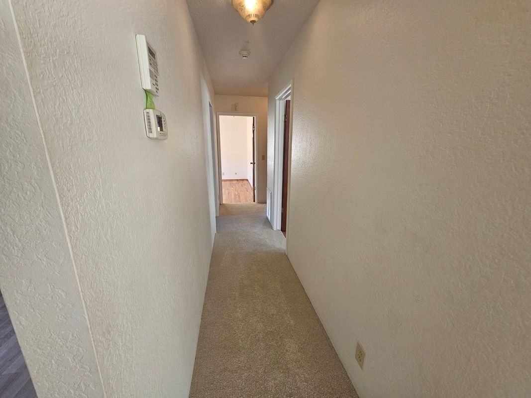 4160 Williams St - Photo 4 of 28