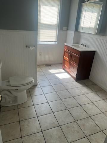 141 W Church St - Photo 3 of 8