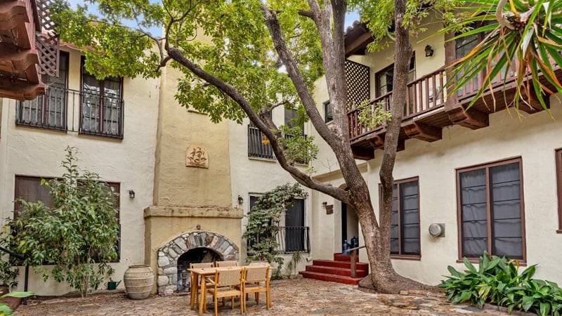 Beachwood Apartments - Photo 4 of 10