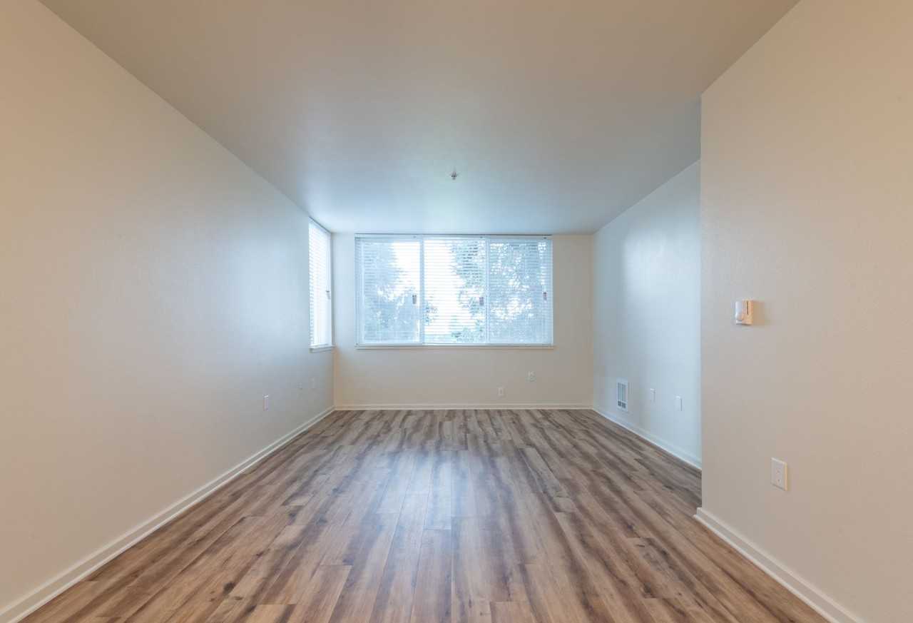 Buckman Terrace - Photo 7 of 50