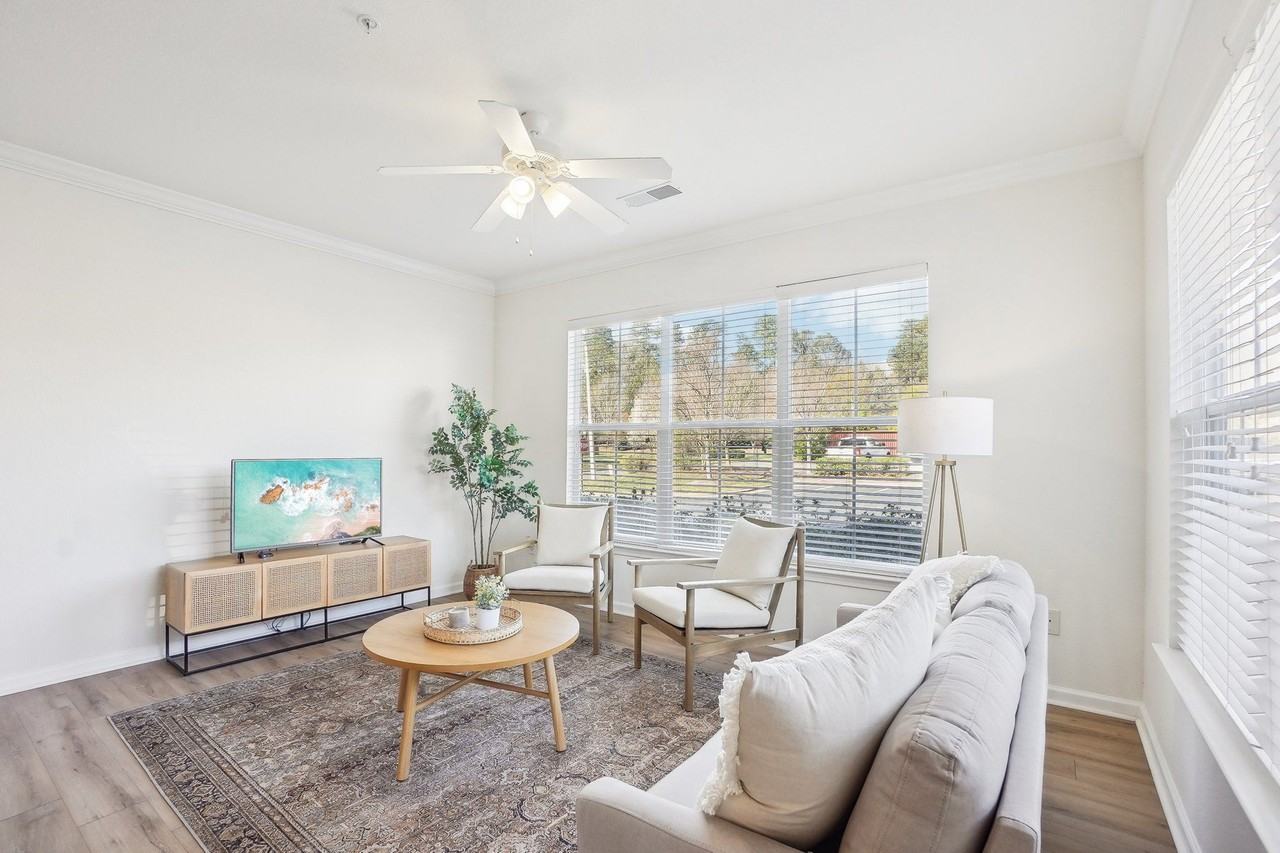 Greystone at Widewaters - Photo 5 of 50