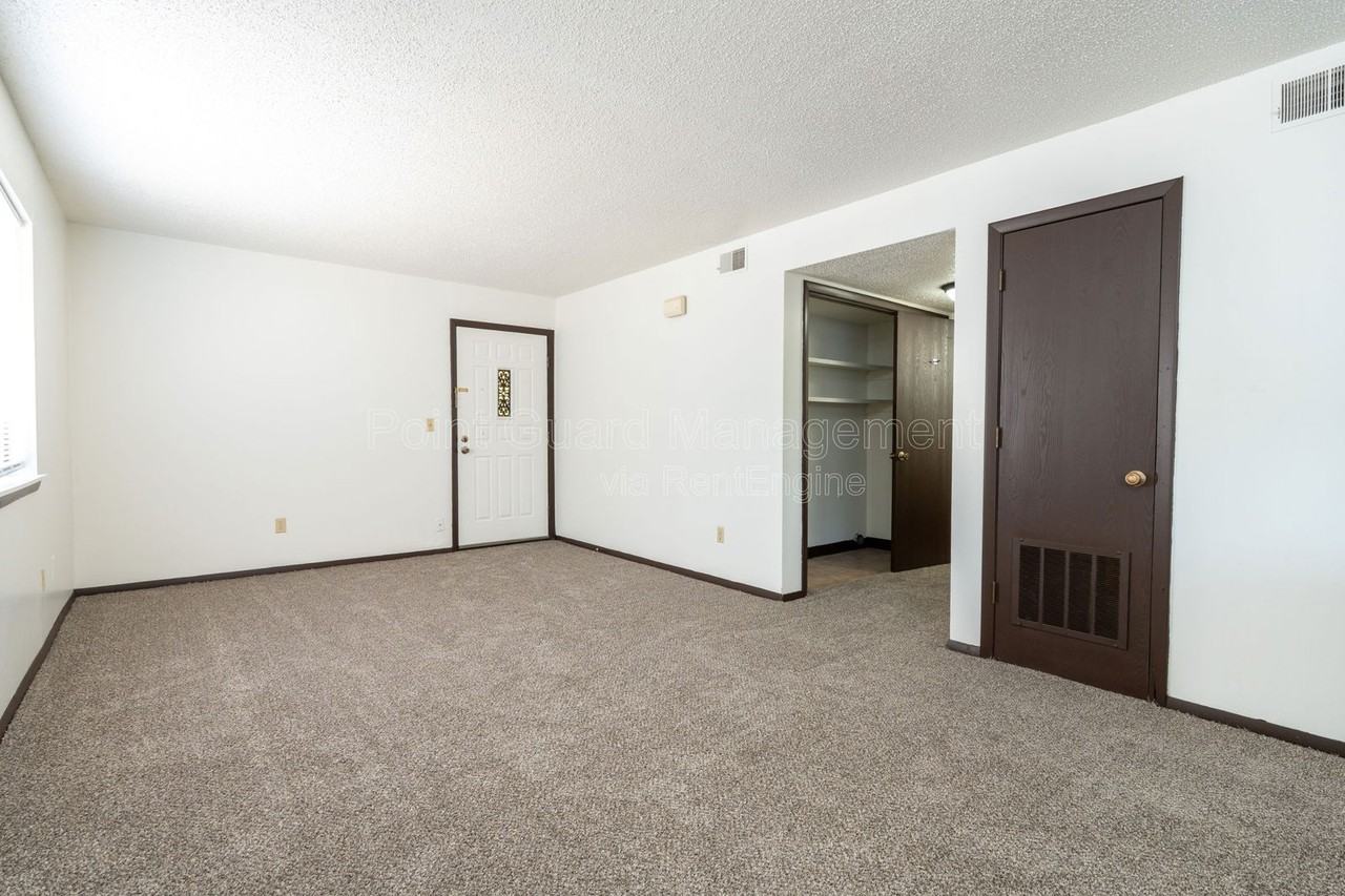 900 N Waco Ave #4103 - Photo 6 of 23
