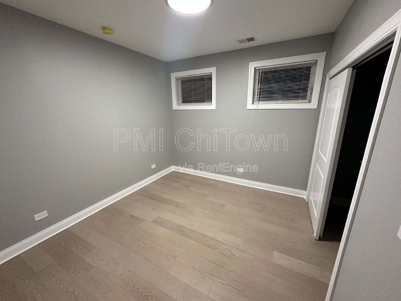 4950 S Michigan Ave #1 - Photo 5 of 13