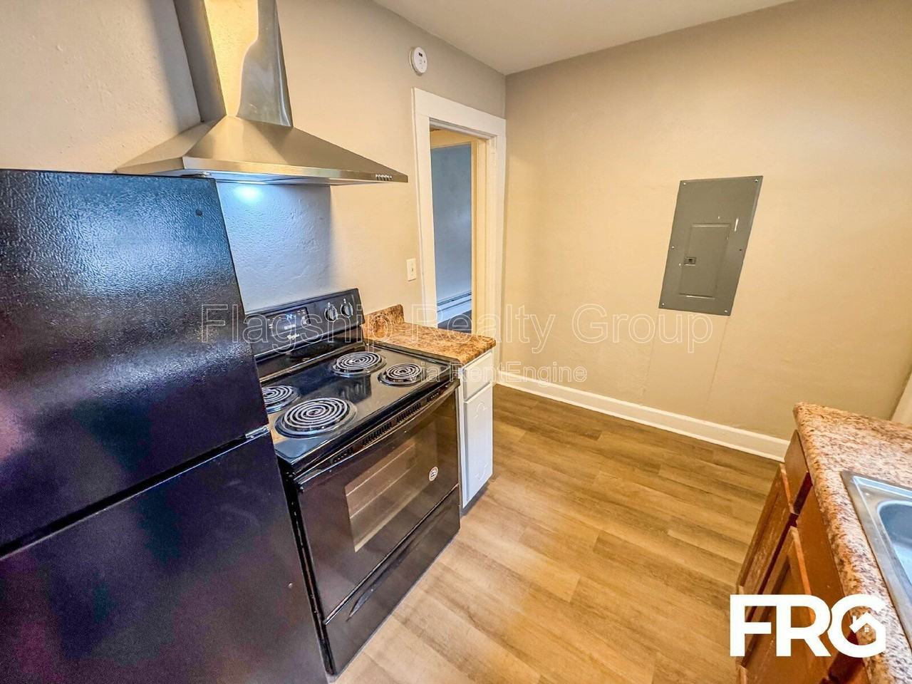 804 Bancroft Ave #A - Photo 7 of 23