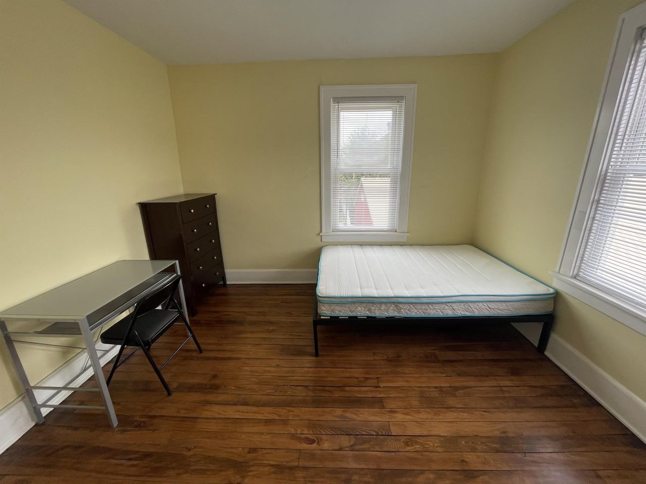 906 Gompers Ave #3A - Photo 4 of 11