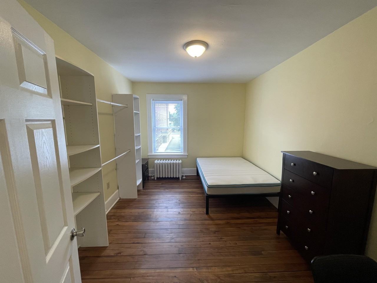 906 Gompers Ave #3A - Photo 2 of 11