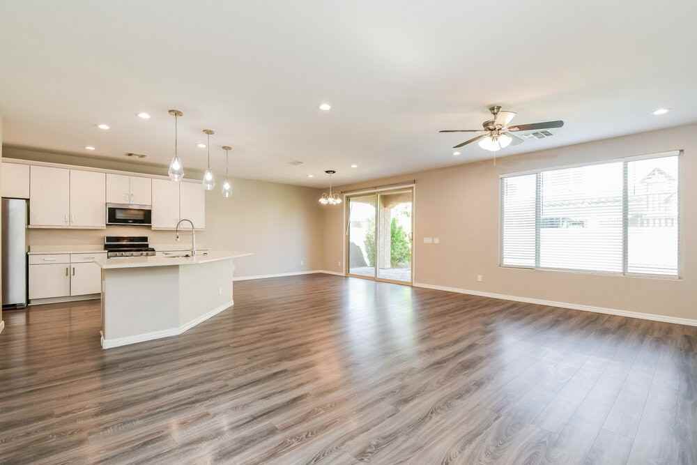 9528 E Travertine Ave - Photo 5 of 17
