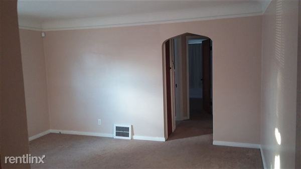 8109 Harding - Photo 3 of 16