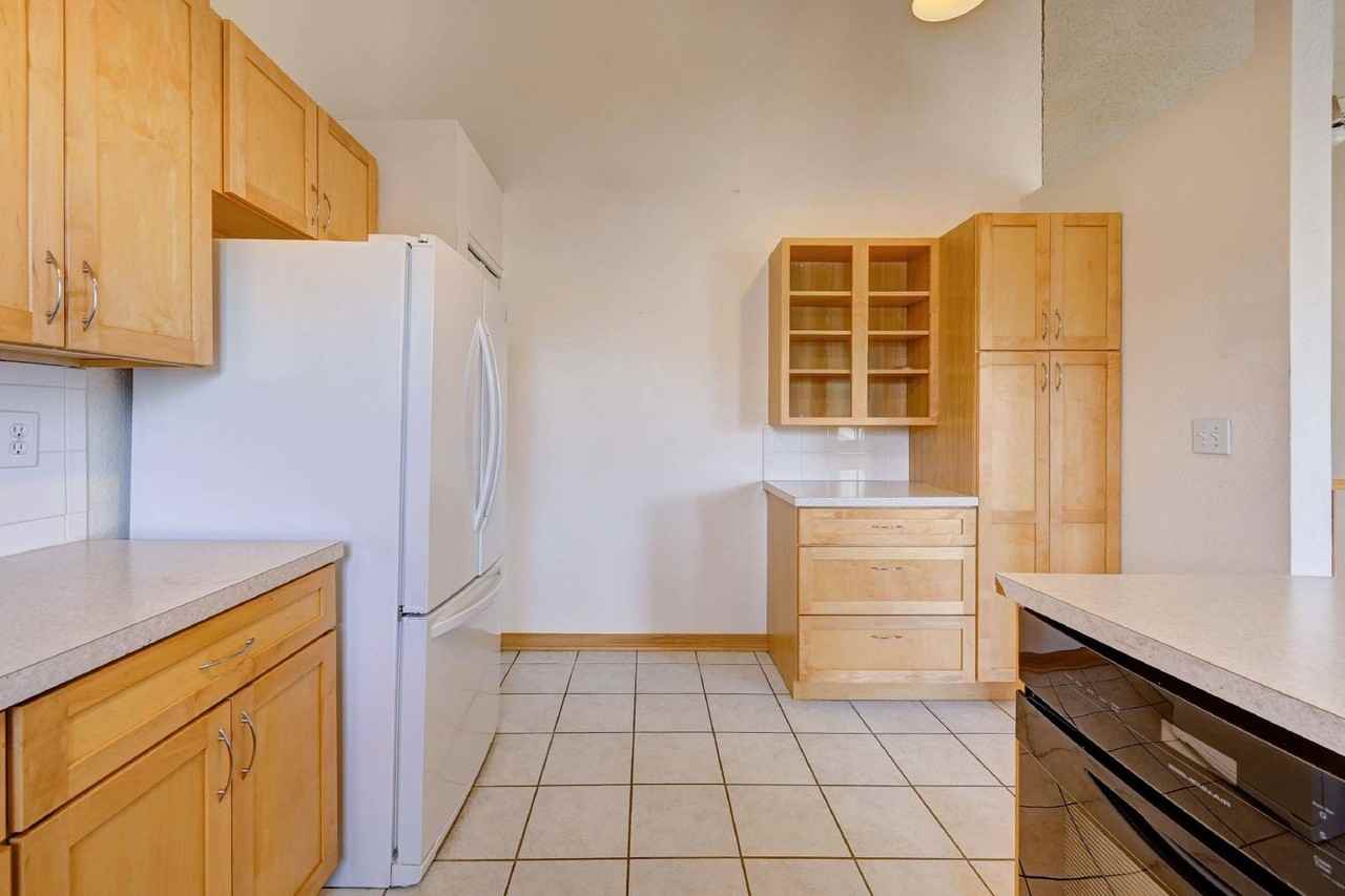 6528 West Mississippi Way - Photo 5 of 30