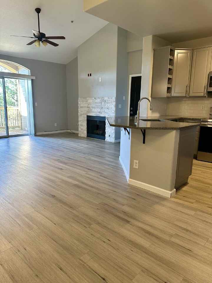 1671 W Canal Cir Unit 236 - Photo 2 of 17