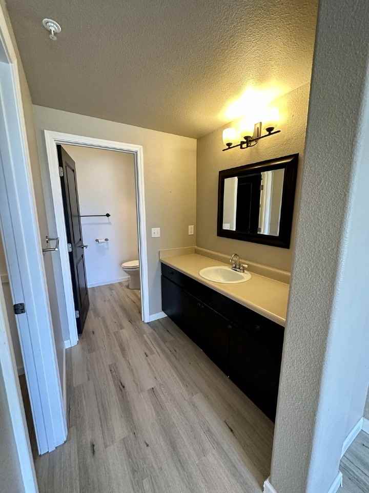 1671 W Canal Cir Unit 236 - Photo 6 of 17