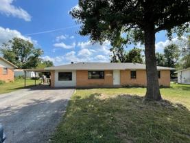 1915 S 10th St - Photo 1 of 1
