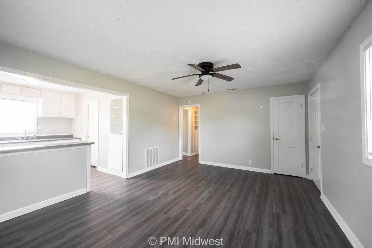 5959 East 24th Street #5959 - Photo 4 of 14