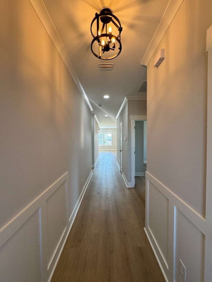 1465 Forest Dr - Photo 2 of 24