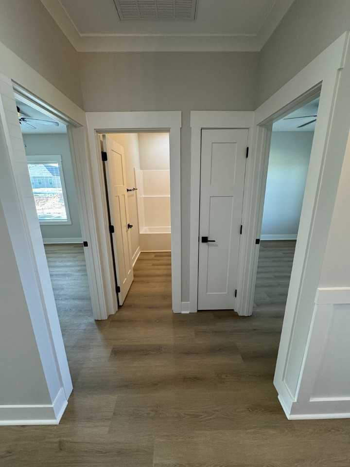 1465 Forest Dr - Photo 3 of 24