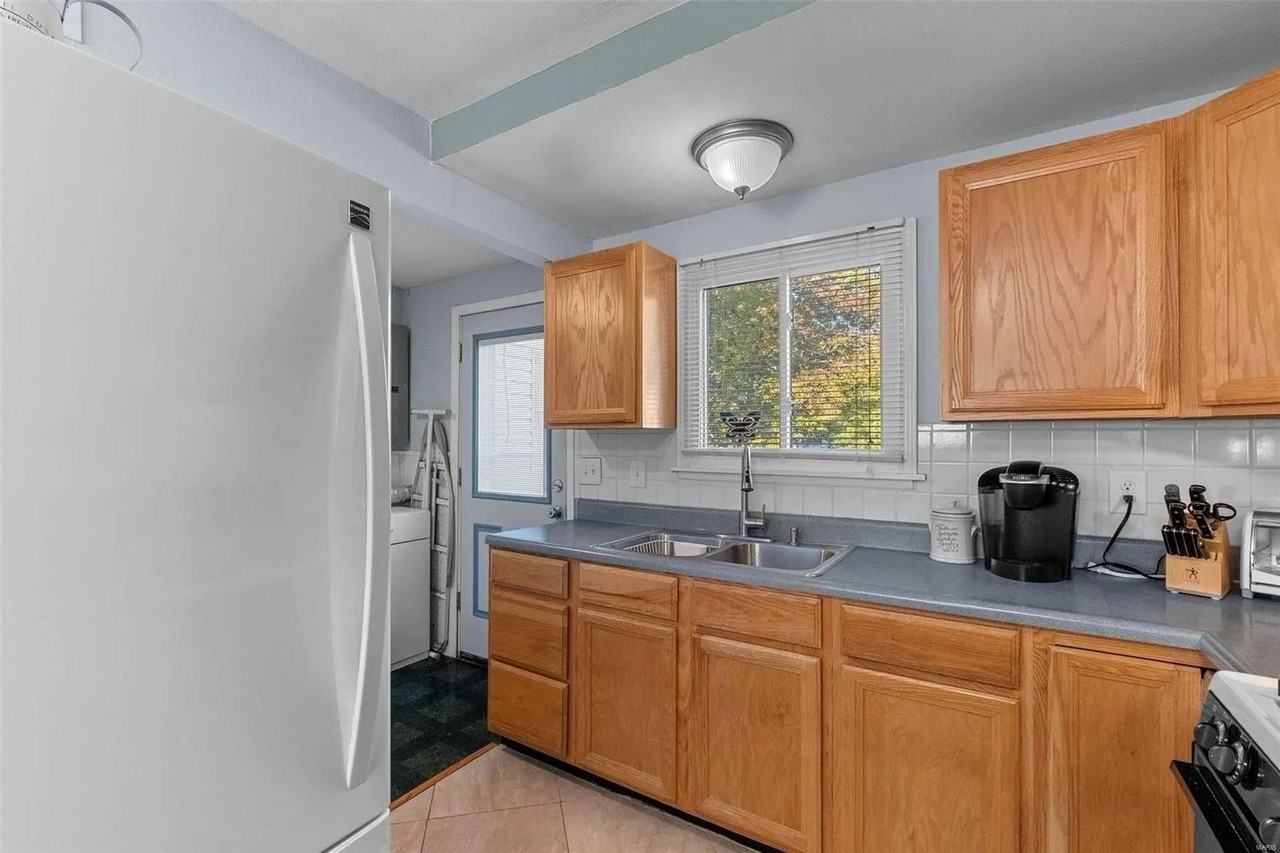 2275 Grants Pkwy - Photo 3 of 19