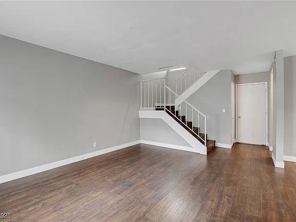 4339 Spencer St #15 - Photo 5 of 23