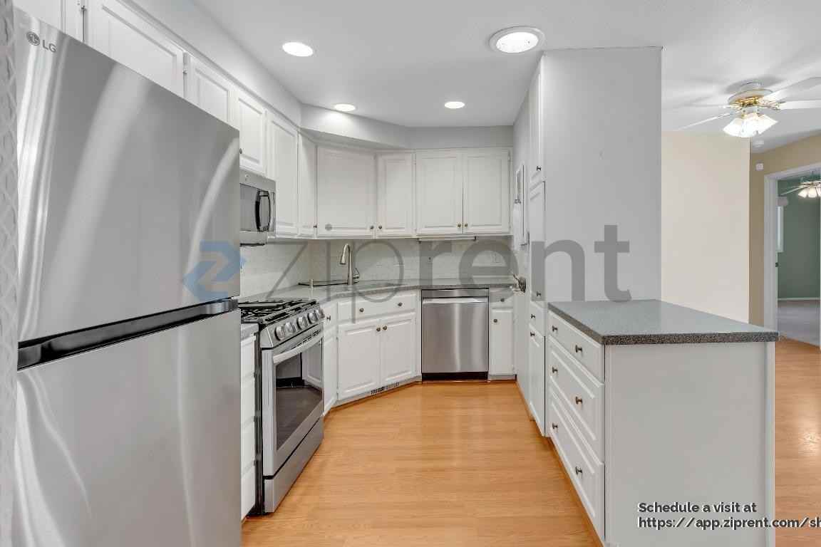 1760 Kenard St Nw - Photo 6 of 22