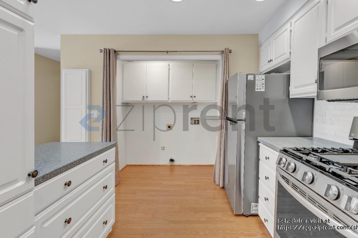 1760 Kenard St Nw - Photo 7 of 22