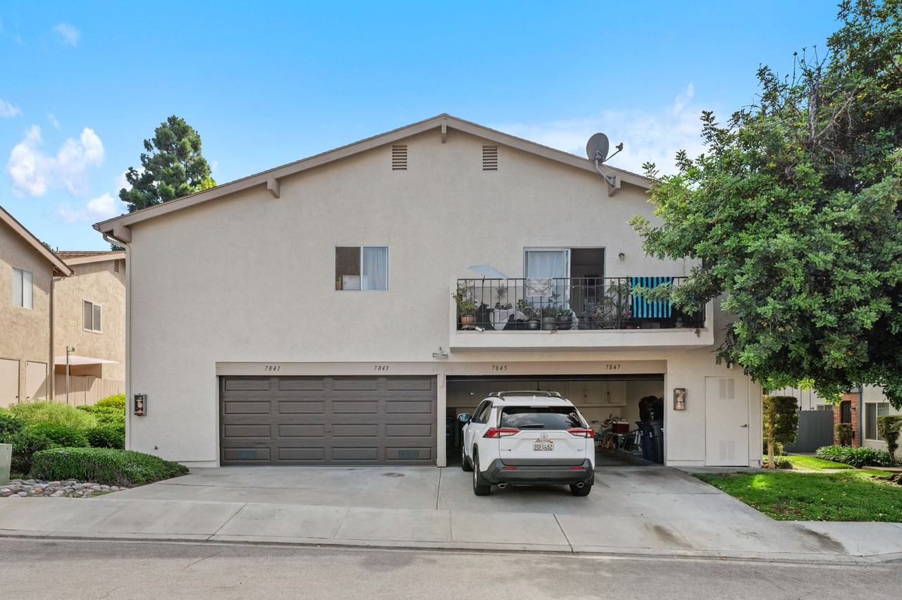 7843 Camino Noguera - Photo 2 of 31