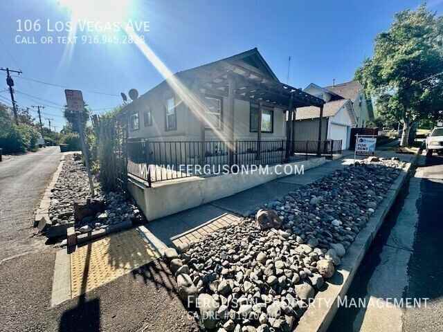 106 Los Vegas Ave - Photo 2 of 21