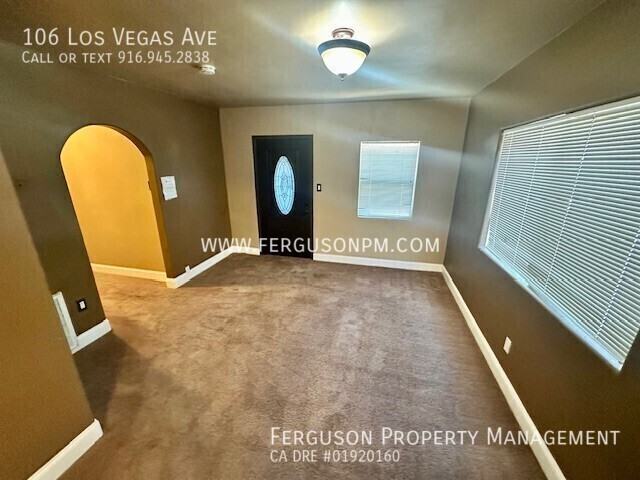 106 Los Vegas Ave - Photo 3 of 21