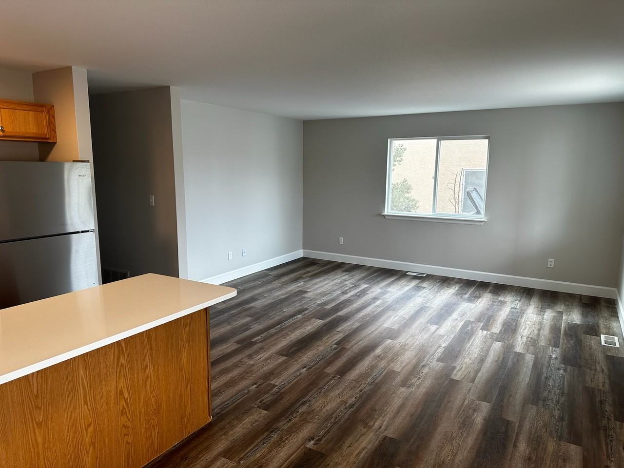 928 Village Circle #B - Photo 7 of 10