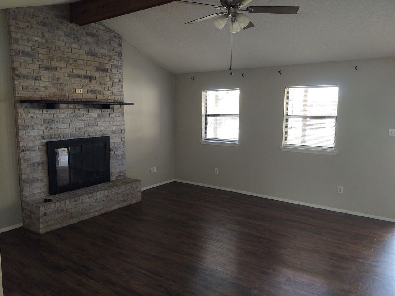 455 Ridge Dr - Photo 6 of 12