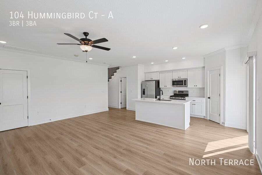 104 Hummingbird Ct #A - Photo 7 of 50