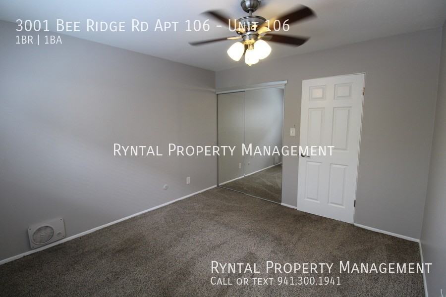 3001 Bee Ridge Road #106 - Photo 7 of 18