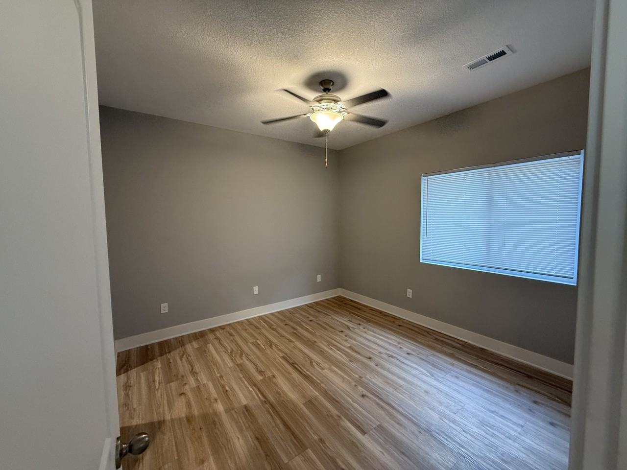 405 Se 14th Ct #A - Photo 6 of 10