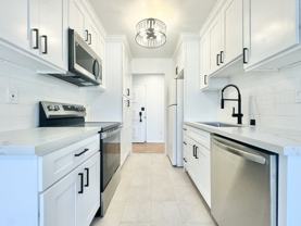 930 S Shenandoah St #5 - Photo 1 of 1