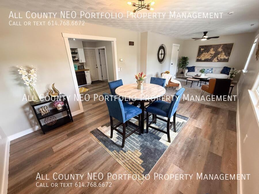 1425 Mount Vernon Avenue - Photo 3 of 14